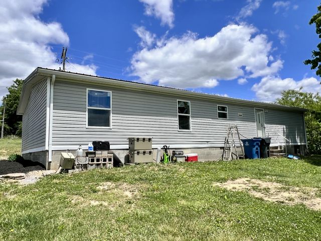 6710 Lawrenceville Road, Williamstown, KY 41097