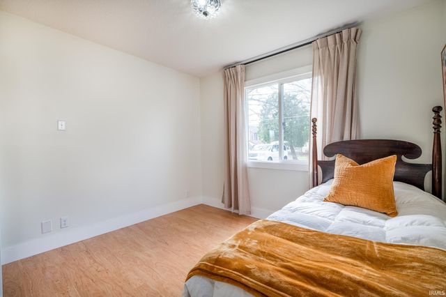 824 Anderson Avenue, Fort Wayne, IN 46805