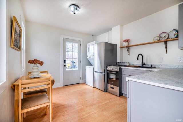 824 Anderson Avenue, Fort Wayne, IN 46805