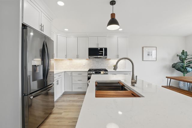 17 Brook Circle, Northwood, NH 03261