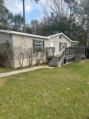 13042 Aspen Way Court, Willis, TX 77318