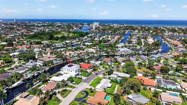 2751 NE 22nd Court, Pompano Beach, FL 33062
