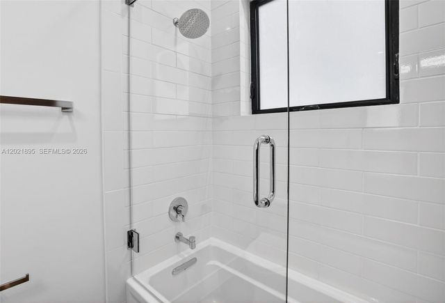 2751 NE 22nd Court, Pompano Beach, FL 33062