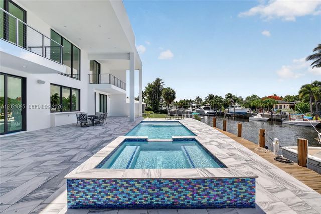 2751 NE 22nd Court, Pompano Beach, FL 33062