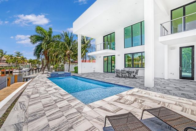 2751 NE 22nd Court, Pompano Beach, FL 33062