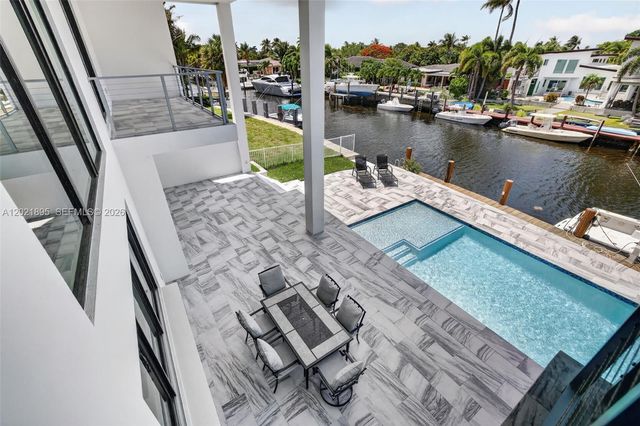 2751 NE 22nd Court, Pompano Beach, FL 33062