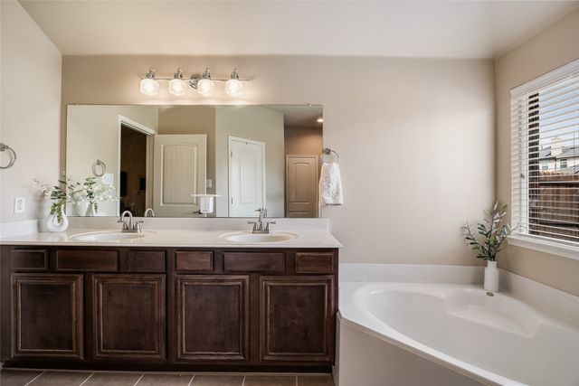 1260 Highbluff Lane, Rockwall, TX 75087