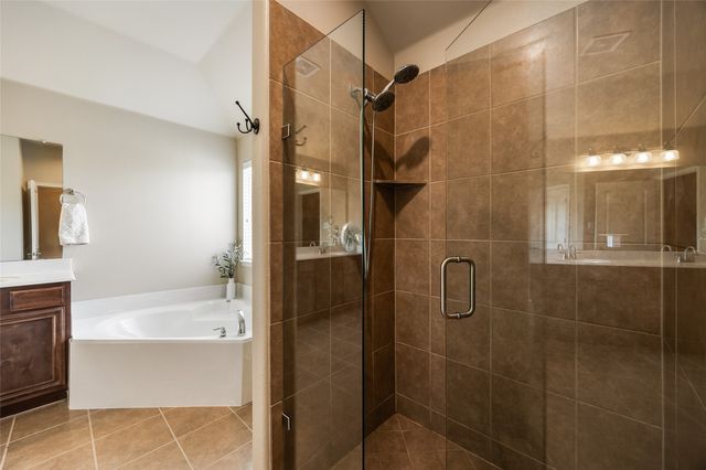 1260 Highbluff Lane, Rockwall, TX 75087