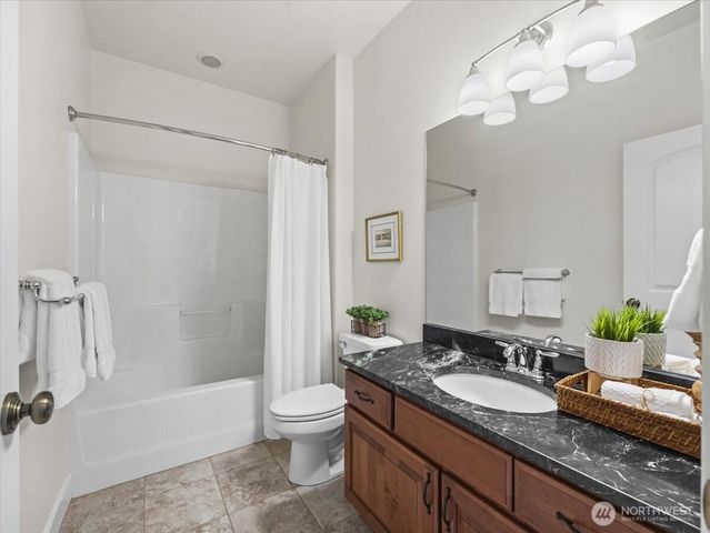 5032 N Villard Street, Ruston, WA 98407
