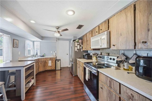 1389 Truval TER, Port Charlotte, FL 33952