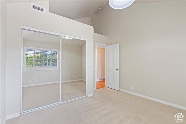 1116 W WASATCH DOWNS DR, South Jordan, UT 84095