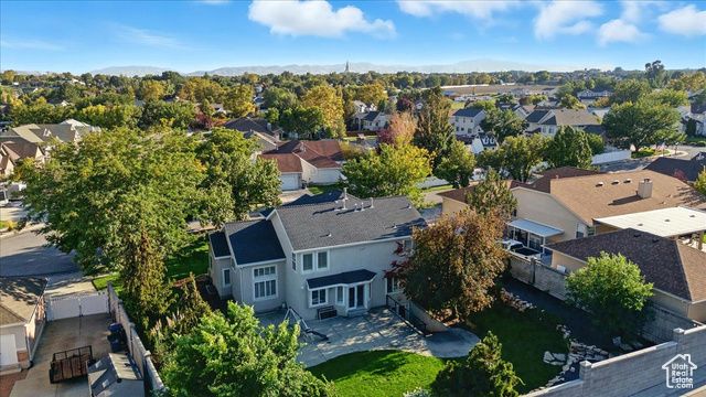 1116 W WASATCH DOWNS DR, South Jordan, UT 84095