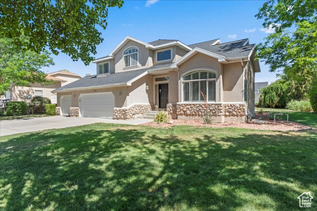 1116 W WASATCH DOWNS DR, South Jordan, UT 84095