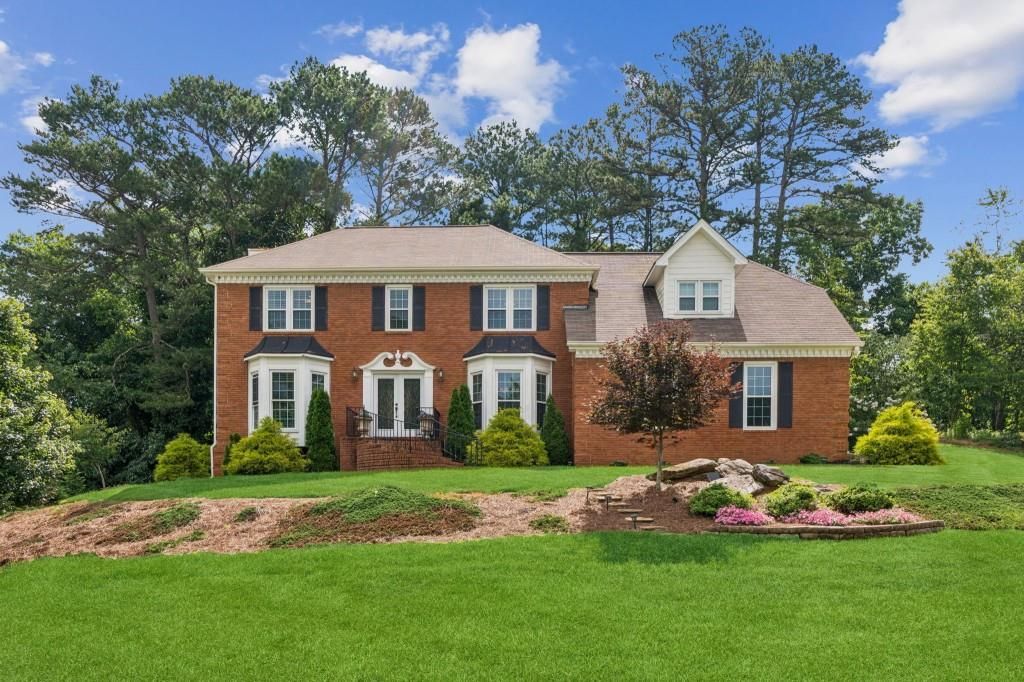 585 Emerald Parkway, Sugar Hill, GA 30518