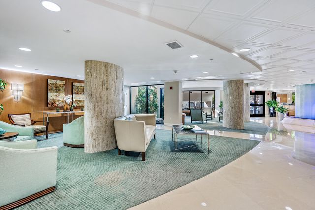 3000 N Ocean Drive 17d, Riviera Beach, FL 33404