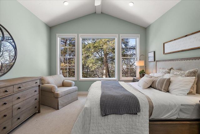 690 Dunegrass Circle Drive, Saugatuck, MI 49453