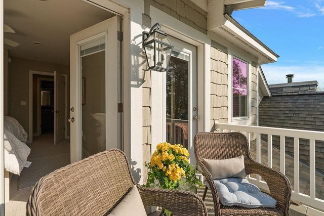 690 Dunegrass Circle Drive, Saugatuck, MI 49453