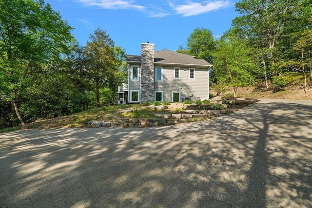 690 Dunegrass Circle Drive, Saugatuck, MI 49453