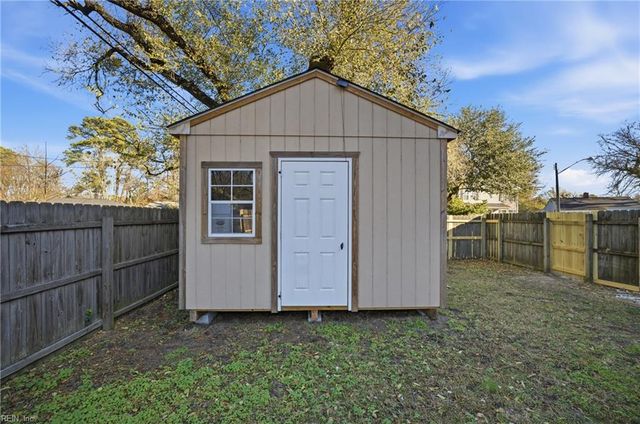 604 Palmer TURN, Norfolk, VA 23505