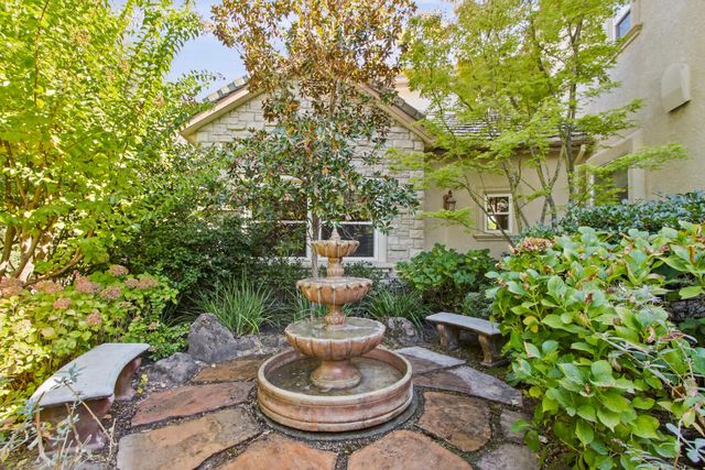5228 Castlereigh Ct, Granite Bay, CA 95746