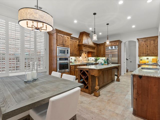 2024 Lambor Lane, Lewisville, TX 75056