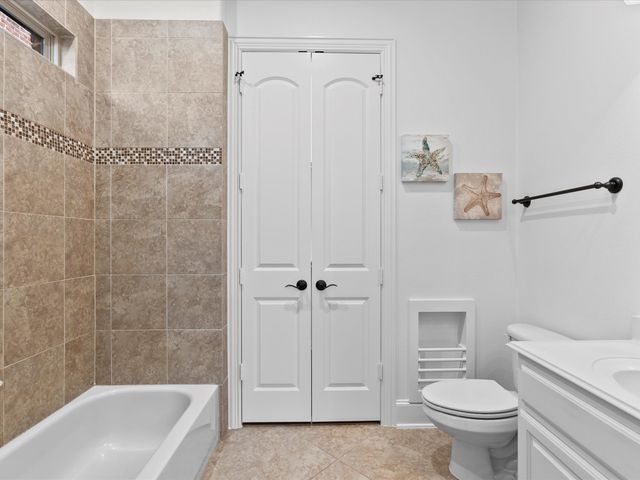 2024 Lambor Lane, Lewisville, TX 75056