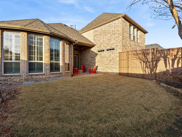 2024 Lambor Lane, Lewisville, TX 75056