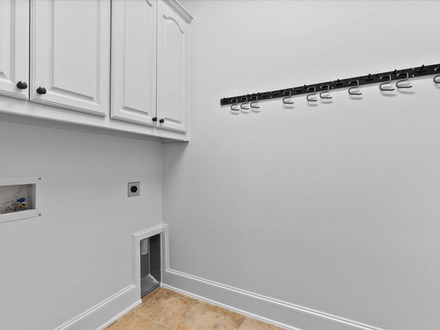 2024 Lambor Lane, Lewisville, TX 75056