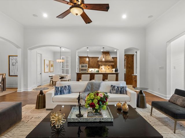 2024 Lambor Lane, Lewisville, TX 75056