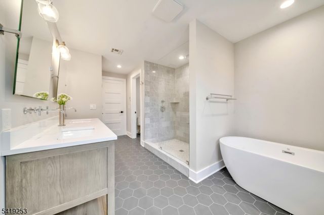 76 ELM ST, Millburn Twp., NJ 07041