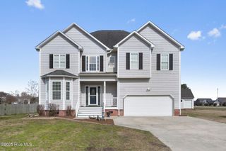 817 Willbrook Circle, Sneads Ferry, NC 28460