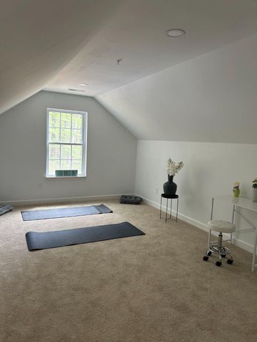 2200 SHADYSIDE AVE, Suitland, MD 20746