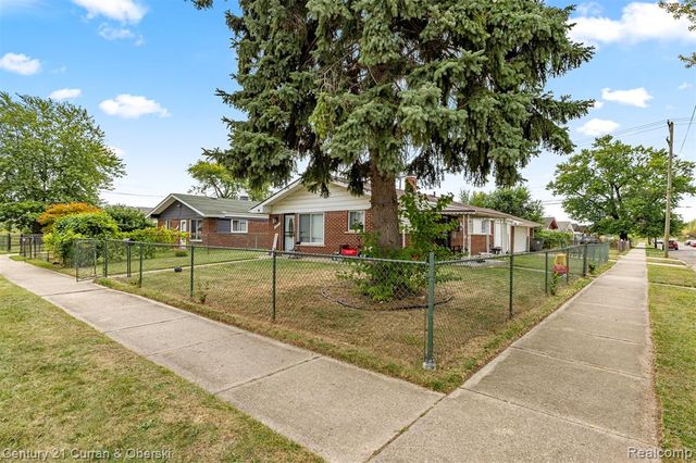 213 Suburban Street, Ecorse, MI 48229