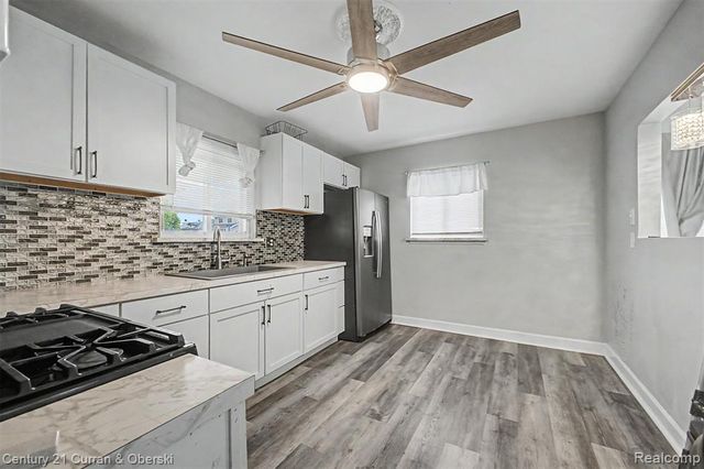 213 Suburban Street, Ecorse, MI 48229