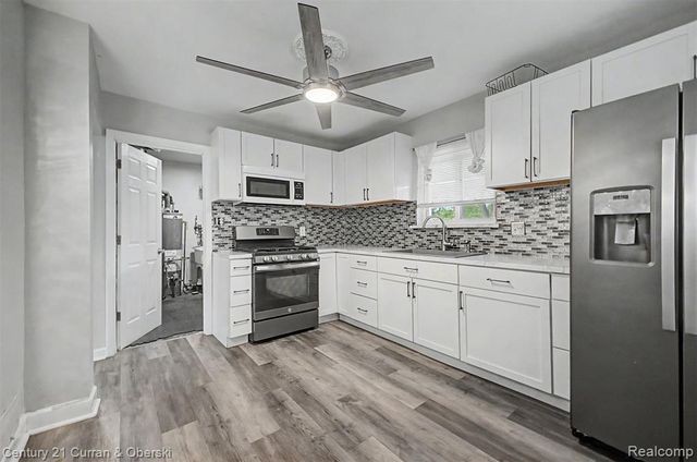 213 Suburban Street, Ecorse, MI 48229