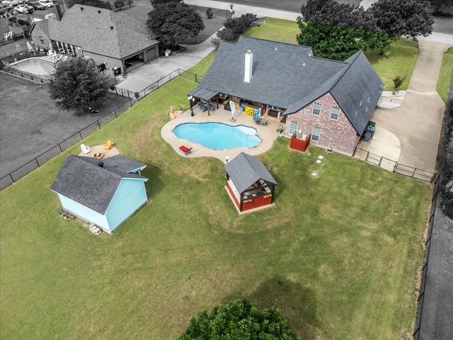 126 Paddock Ridge, Waxahachie, TX 75167