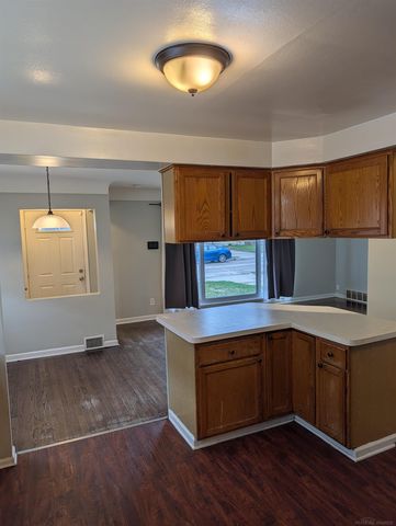 24876 Dale Street, Eastpointe, MI 48021