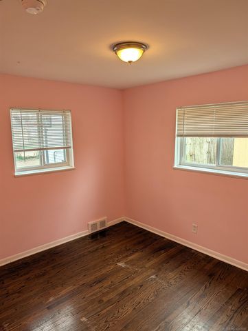 24876 Dale Street, Eastpointe, MI 48021