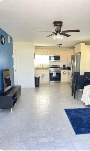 2776 Seminole Road, Palm Springs, FL 33406