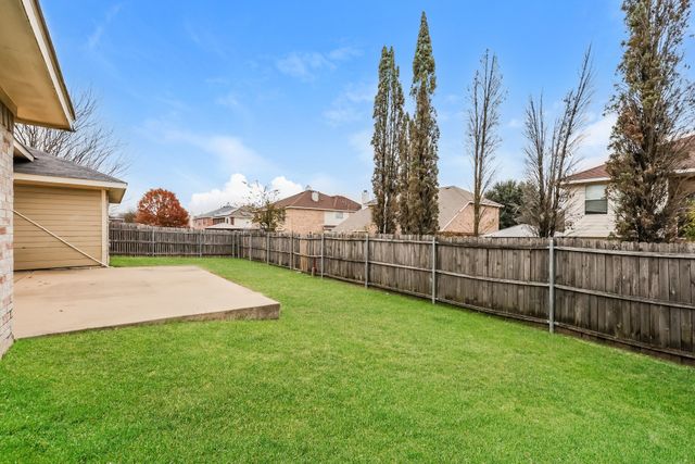 466 Tranquility Lane, Cedar Hill, TX 75104