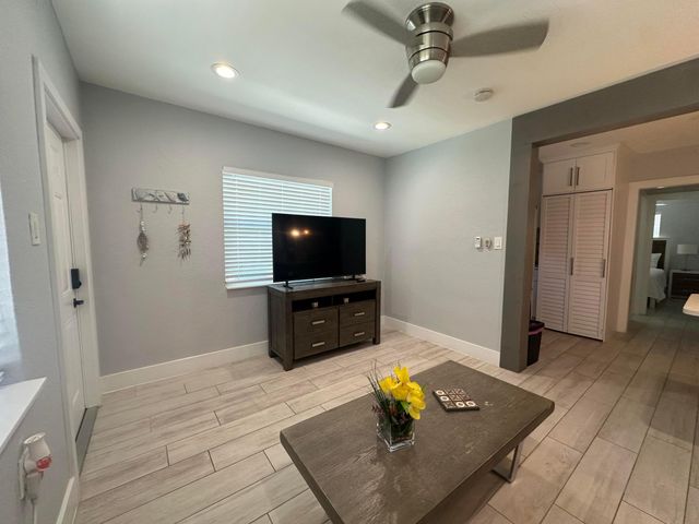 119 Sunrise Avenue A, Lantana, FL 33462