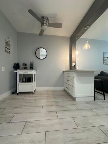 119 Sunrise Avenue A, Lantana, FL 33462