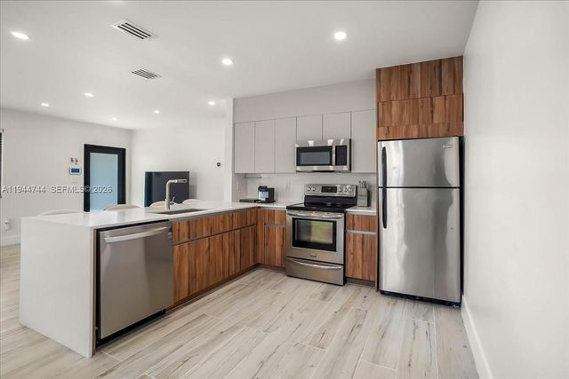 70 NW 47th Terrace, Miami, FL 33127