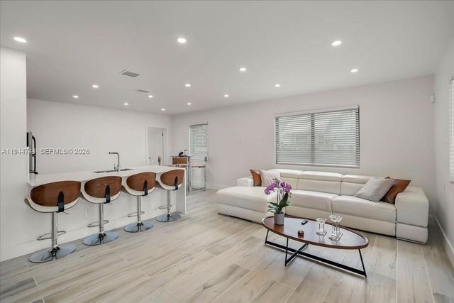 70 NW 47th Terrace, Miami, FL 33127