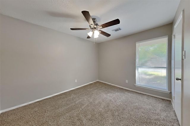 2906 Lotus Lane, Pearland, TX 77584