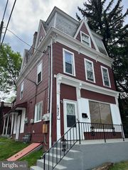 1923 STATE ST, Harrisburg, PA 17103