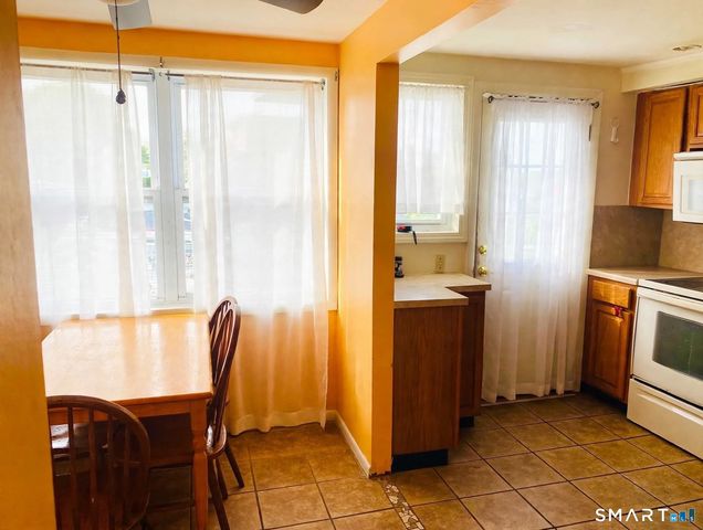 364 Main Street 30, East Haven, CT 06512