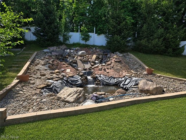 132 Westwood Circle, Tallmadge, OH 44278