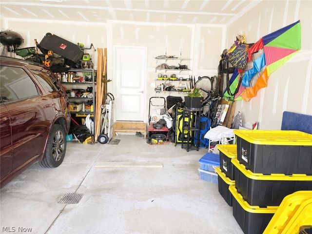 132 Westwood Circle, Tallmadge, OH 44278