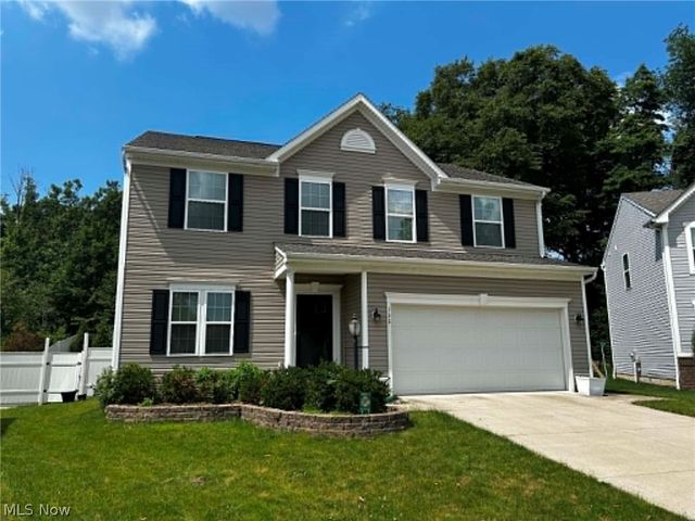 132 Westwood Circle, Tallmadge, OH 44278